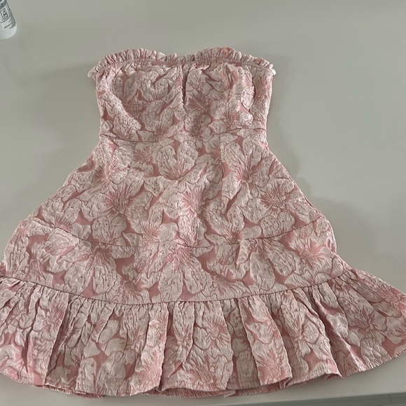 Never worn pink dress from Innslane - Picture 1 of 2